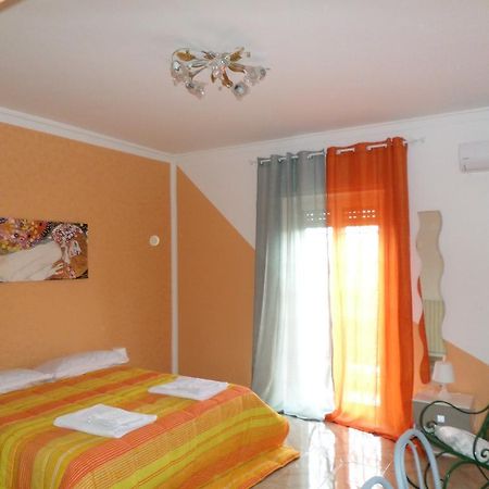 B&B Villino Lory Marino Phòng bức ảnh