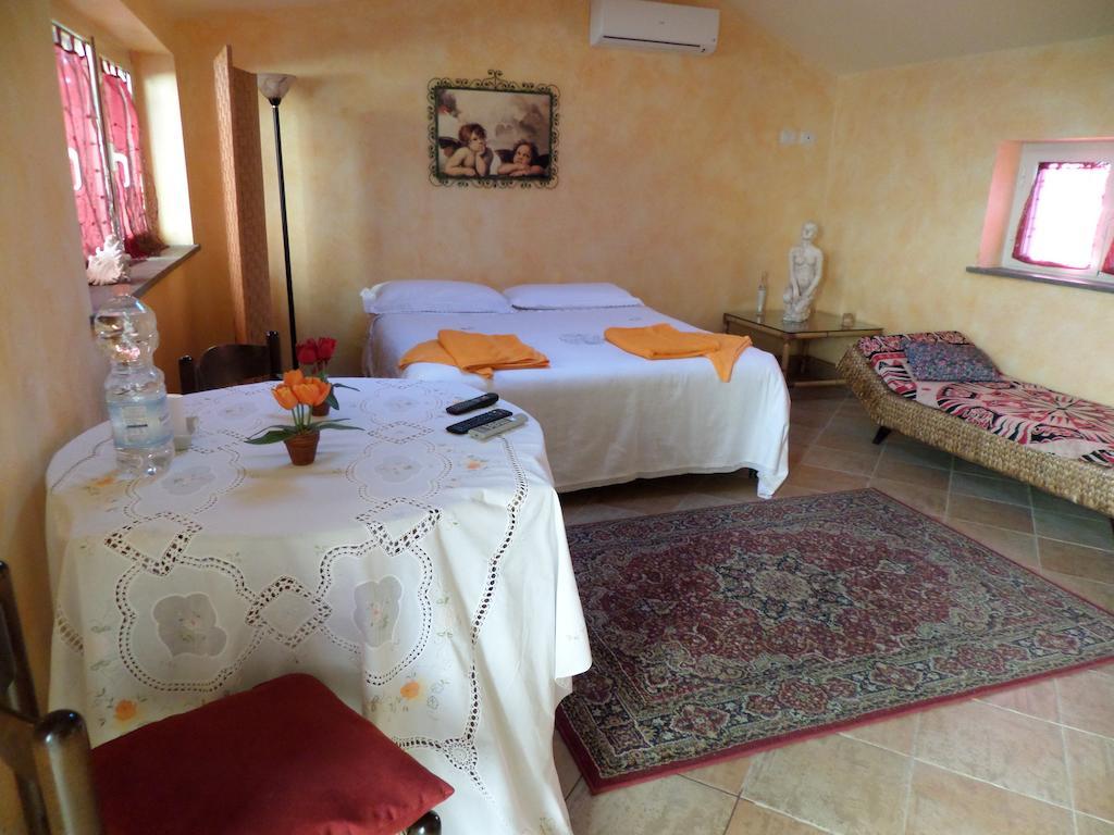 B&B Villino Lory Marino Phòng bức ảnh